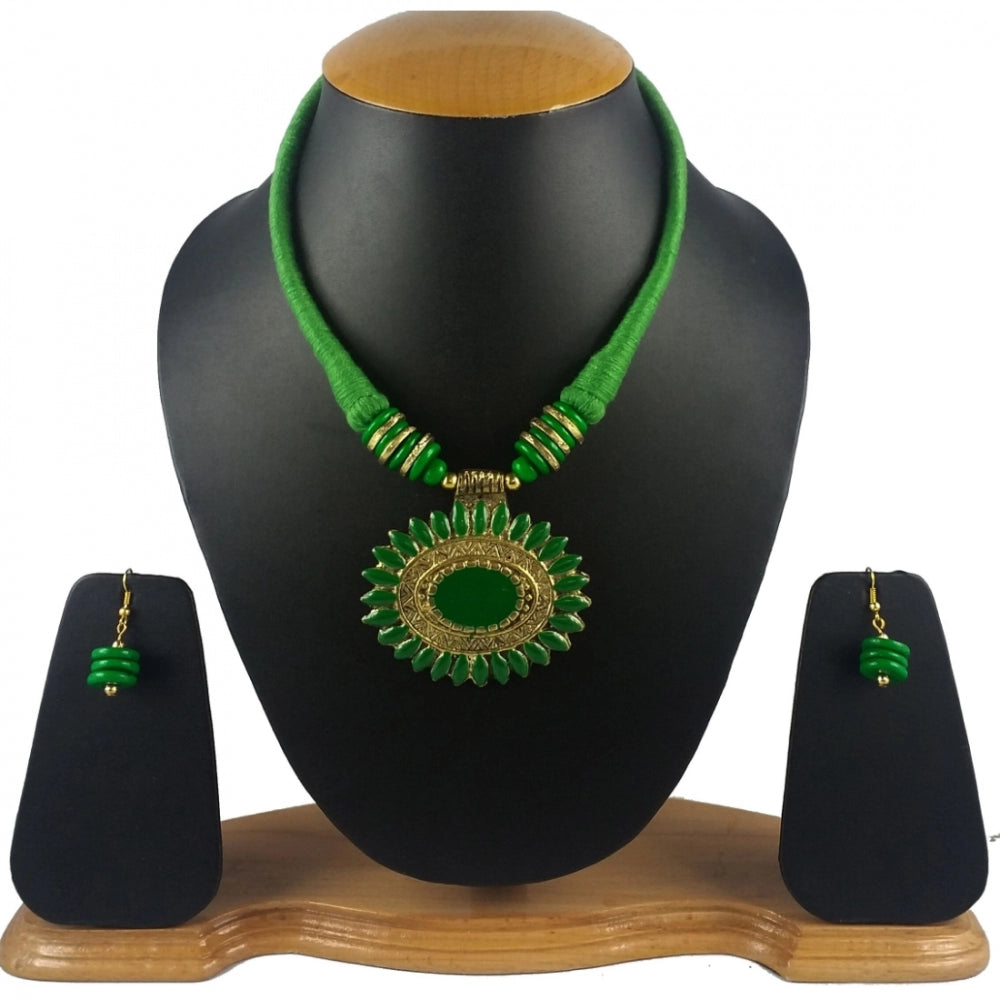 Generic Women's Green Color Designer Tibetan Style Fashion Necklace Set (Color: Green) - Noble Nook