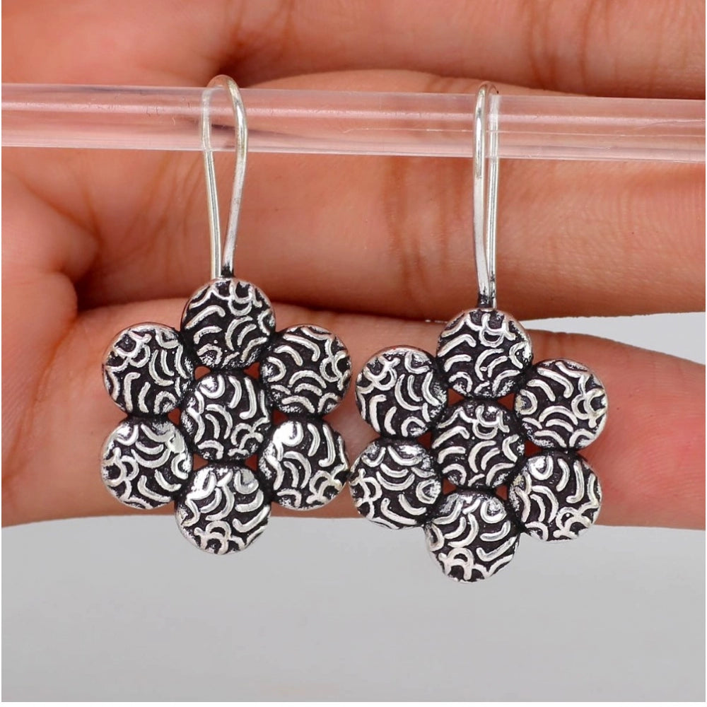 Generic Women's New Designer Flower Shape Handmade Indian Traditional Oxidised Stud Earrings - Noble Nook